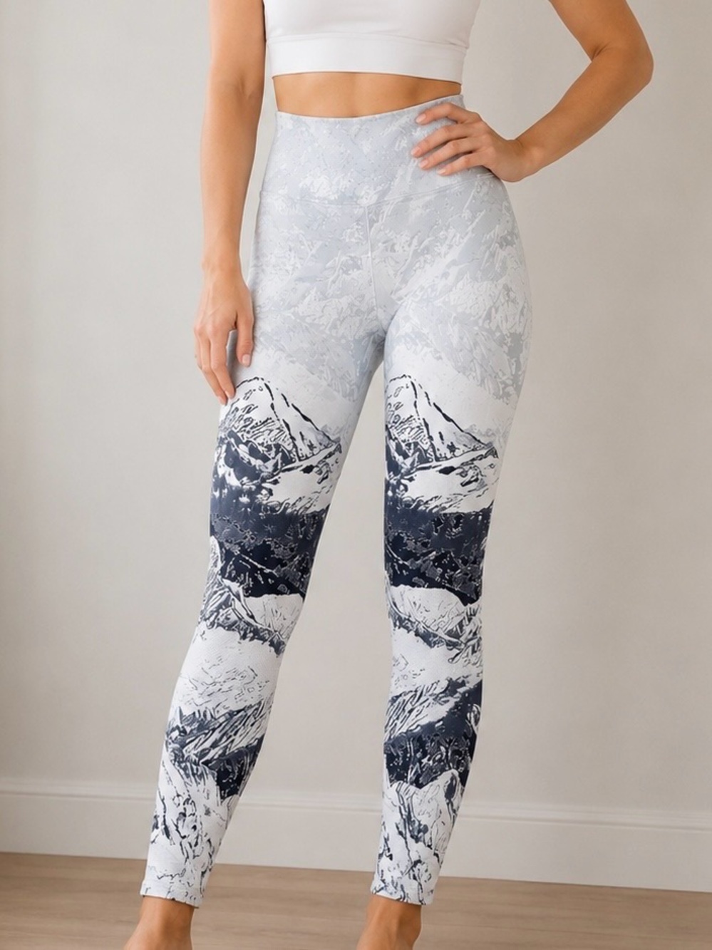 Noli Aspen Leggings Size XL White and Navy Textured Leggings